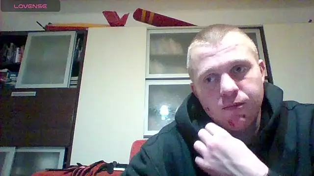 Matttthees online show from 11-19-25, 04:34