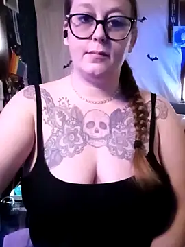 edgexchaos online show from 12-19-25, 03:08