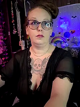 edgexchaos online show from 04-28-26, 04:06