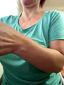 Snapshot of sweetmystery1 chatting on 11-21-25, 06:23 sweetmystery1 online show from 11-21-25, 06:23