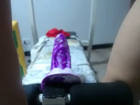 Snapshot of angellsexx20 chatting on 02-28-25, 10:28 angellsexx20 online show from 02-28-25, 10:28