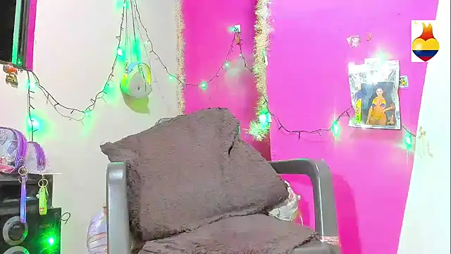 BARBYCHOCOLAT online show from 02-20-25, 01:03