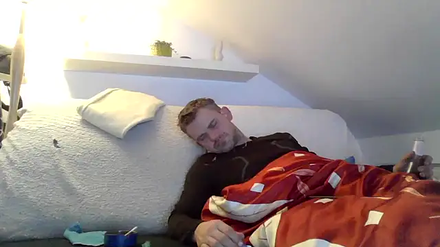 Snapshot of Cambitchboy chatting on 01-11-26, 10:26 Cambitchboy online show from 01-11-26, 10:26