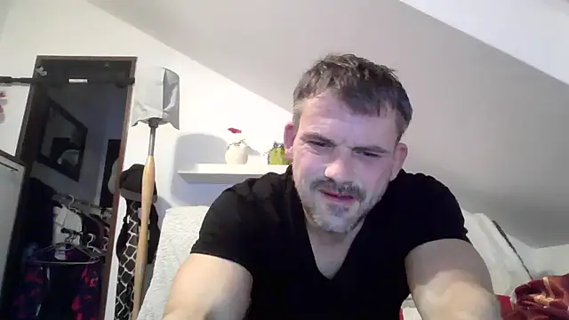 Snapshot of Cambitchboy chatting on 02-17-26, 06:14 Cambitchboy online show from 02-17-26, 06:14