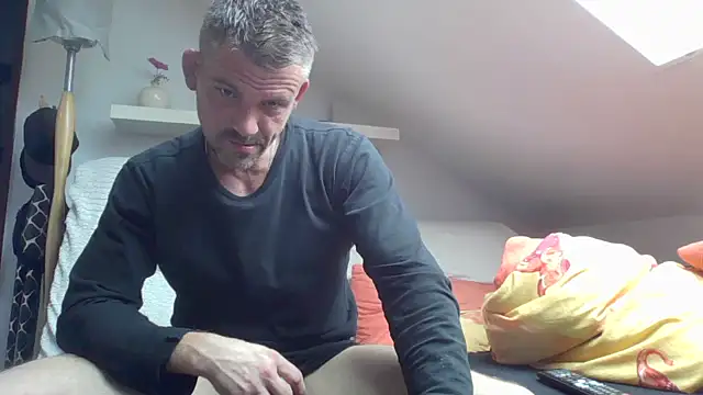 Snapshot of Cambitchboy chatting on 03-14-26, 02:11 Cambitchboy online show from 03-14-26, 02:11