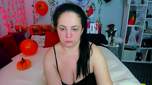 Snapshot of DarlingMilf chatting on 11-07-25, 07:03 DarlingMilf online show from 11-07-25, 07:03