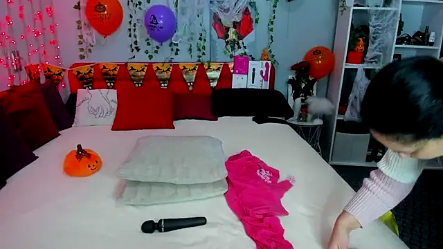 Snapshot of DarlingMilf chatting on 11-09-25, 06:28 DarlingMilf online show from 11-09-25, 06:28