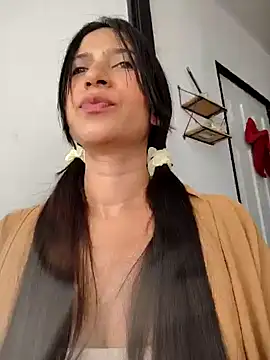 lady-rosse online show from 12-17-24, 06:31