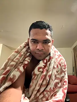 Snapshot of marhi32 chatting on 11-27-25, 12:18 marhi32 online show from 11-27-25, 12:18