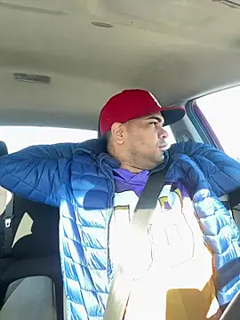 Snapshot of marhi32 chatting on 03-12-26, 02:56 marhi32 online show from 03-12-26, 02:56