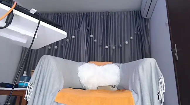 Snapshot of Babe_Licious chatting on 01-29-25, 11:14 Babe Licious online show from 01-29-25, 11:14