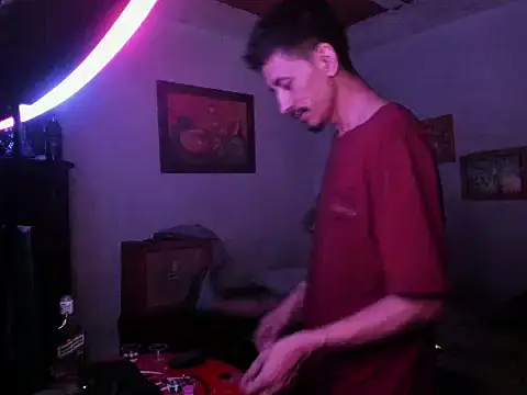 Snapshot of Gattita_and_Cattivo chatting on 04-11-26, 06:40 Gattita and Cattivo online show from 04-11-26, 06:40