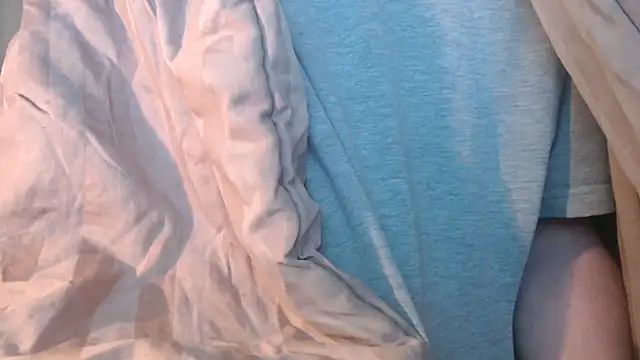 Snapshot of MikesR71 chatting on 03-27-26, 07:58 MikesR71 online show from 03-27-26, 07:58