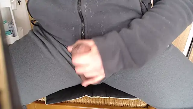 Snapshot of italian_mach chatting on 03-23-26, 02:21 italian mach online show from 03-23-26, 02:21