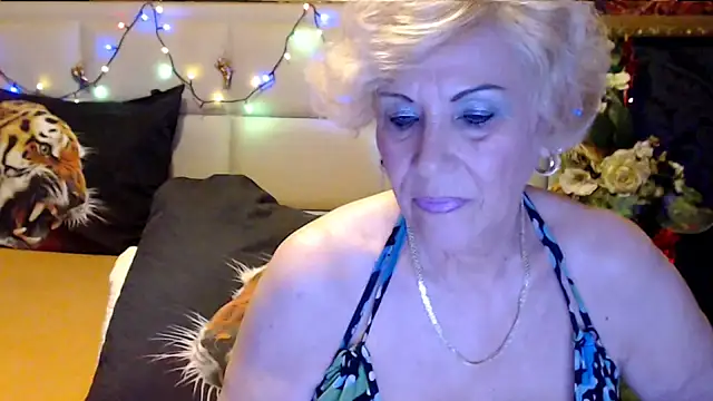 HappyWomanOn online show from 10-19-25, 09:21