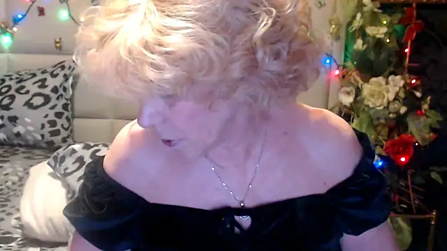 HappyWomanOn online show from 04-23-26, 08:35
