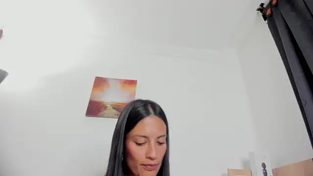 Snapshot of nia__white chatting on 06-23-26, 01:36 nia white online show from 06-23-26, 01:36