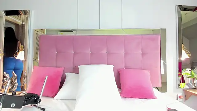 Ahincale online show from 11-27-25, 07:49