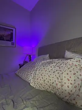 Snapshot of _sloane chatting on 04-02-26, 03:04 sloane online show from 04-02-26, 03:04