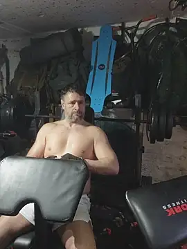 rob2810 online show from 03-01-26, 03:58