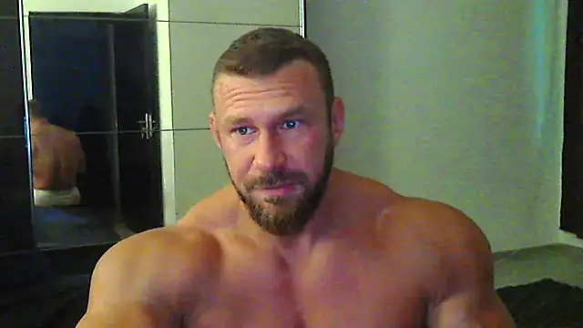 muscularkevin online show from 07-10-26, 03:33