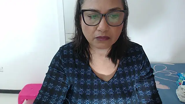 Snapshot of Katha_Marck chatting on 04-29-26, 12:42 Katha Marck online show from 04-29-26, 12:42