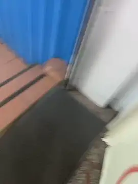 Snapshot of TBgril chatting on 11-08-25, 10:15 TBgril online show from 11-08-25, 10:15