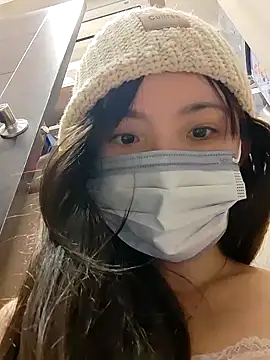 Snapshot of TBgril chatting on 01-16-26, 05:33 TBgril online show from 01-16-26, 05:33