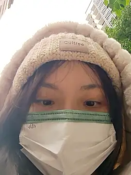 Snapshot of TBgril chatting on 02-18-26, 06:31 TBgril online show from 02-18-26, 06:31