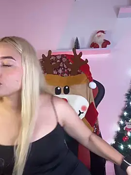 Snapshot of Irisweet_ chatting on 12-10-24, 11:30 Irisweet online show from 12-10-24, 11:30