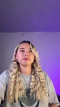 Snapshot of Irisweet_ chatting on 01-15-26, 11:08 Irisweet online show from 01-15-26, 11:08