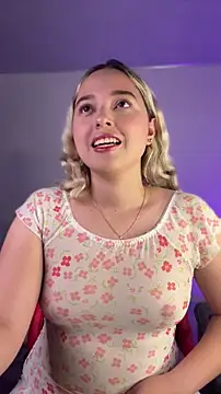 Snapshot of Irisweet_ chatting on 01-16-26, 10:36 Irisweet online show from 01-16-26, 10:36