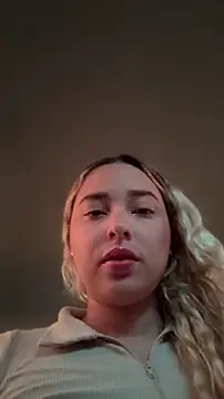 Snapshot of Irisweet_ chatting on 02-03-26, 09:09 Irisweet online show from 02-03-26, 09:09