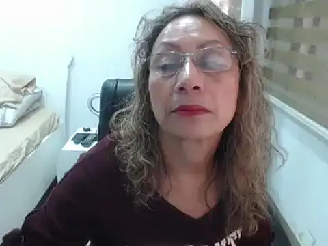 Snapshot of jesy_hot chatting on 01-04-25, 10:45 jesy hot online show from 01-04-25, 10:45