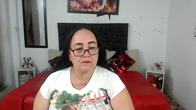 Snapshot of Sweetbigcatt chatting on 01-26-25, 04:09 Sweetbigcatt online show from 01-26-25, 04:09