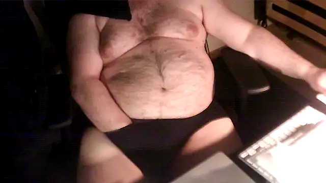 Snapshot of sr4343 chatting on 12-30-24, 09:29 sr4343 online show from 12-30-24, 09:29