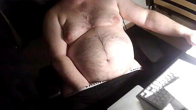 Snapshot of sr4343 chatting on 12-31-24, 10:45 sr4343 online show from 12-31-24, 10:45