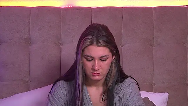 RachelSimpson online show from 01-31-25, 04:03