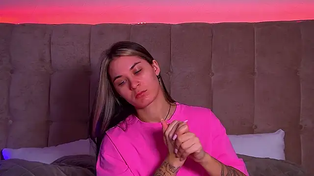 RachelSimpson online show from 02-03-25, 06:17