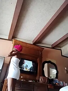 Jasmine FullsShine online show from 10-16-25, 05:36