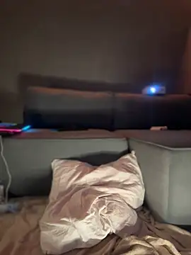 Snapshot of Bastet chatting on 02-17-25, 12:10 Bastet online show from 02-17-25, 12:10