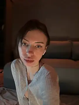 Snapshot of Bastet chatting on 03-16-25, 12:12 Bastet online show from 03-16-25, 12:12