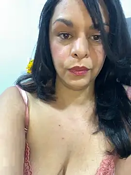 Snapshot of Kataliina chatting on 01-12-26, 03:28 Kataliina online show from 01-12-26, 03:28