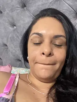Snapshot of Kataliina chatting on 07-19-26, 05:11 Kataliina online show from 07-19-26, 05:11