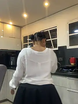 Snapshot of Kataliina chatting on 07-30-26, 12:09 Kataliina online show from 07-30-26, 12:09
