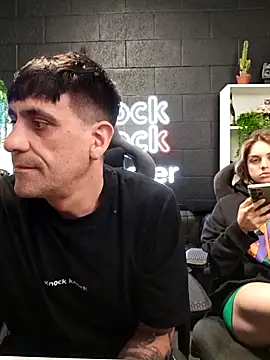 Elnonoykeila77 online show from 11-11-25, 10:21