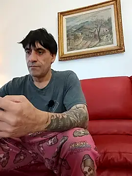 Snapshot of Elnonoykeila77 chatting on 03-28-26, 02:27 Elnonoykeila77 online show from 03-28-26, 02:27