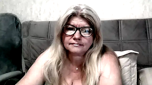 Diana 49 online show from 04-25-26, 05:10