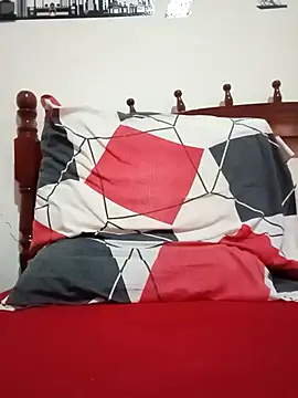 Snapshot of Chocolatinajet chatting on 09-21-25, 04:30 Chocolatinajet online show from 09-21-25, 04:30