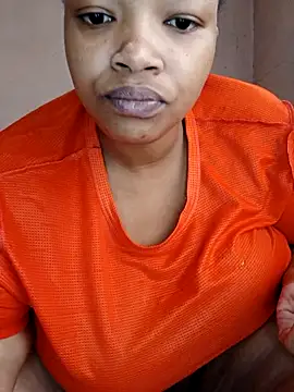 iamSunflower900 online show from 04-16-26, 07:53